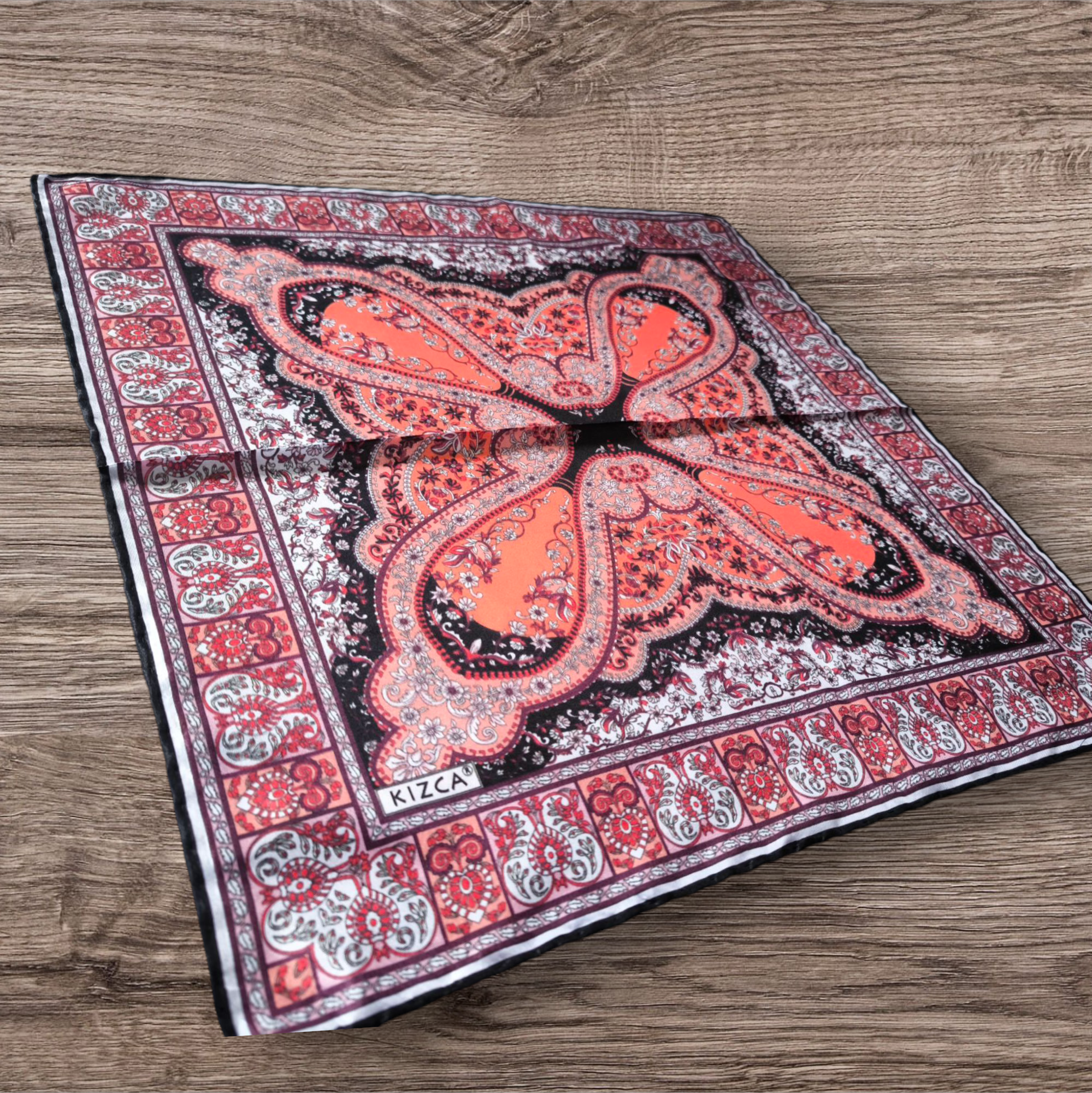 Kızca Retro Desenli Vual İpek Fular 50x50 cm - Görsel 3